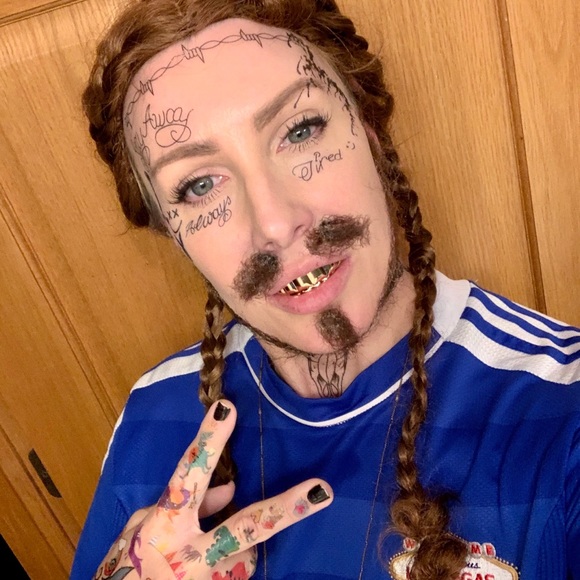 💕💚 Hi! I'm your Posher, Jess! 💚💕 - Picture 5 of 11